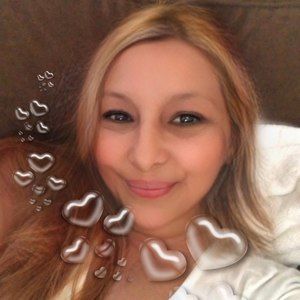 Meet your Posher, Yvette